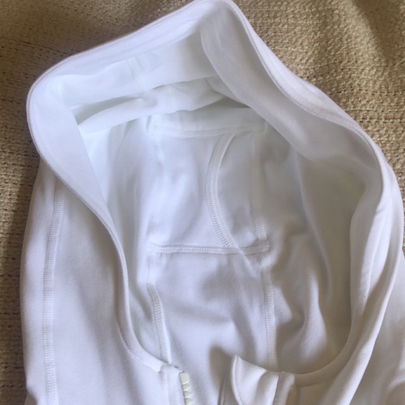 NWT Lululemon Half Moon Jacket - Picture 8 of 9